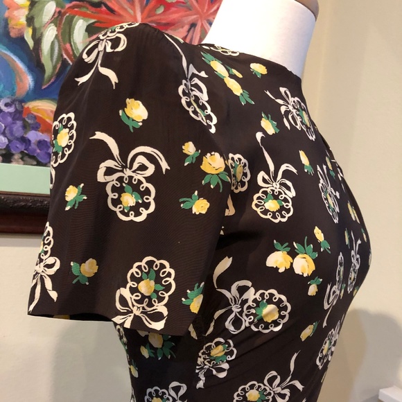 Vintage 40's Brown Cold Rayon Floral Print Iconic WWII Era Historic Dress - XS - Picture 8 of 16